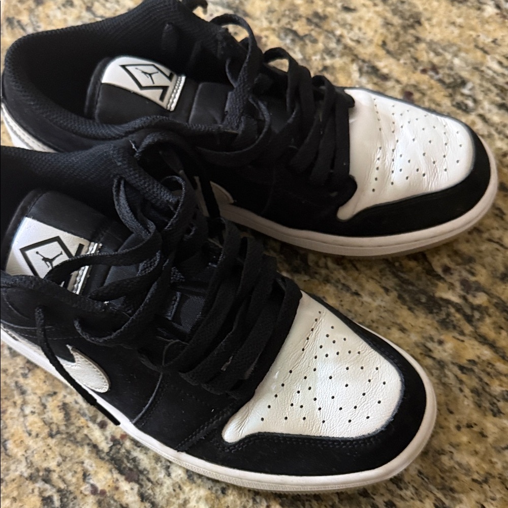 Nike Black and White Low-Top Sneakers